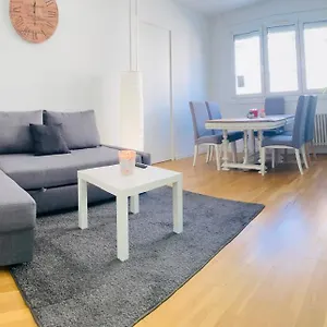 Emplacement Idéal/ Confort/t4/garage/ Calme Appartement